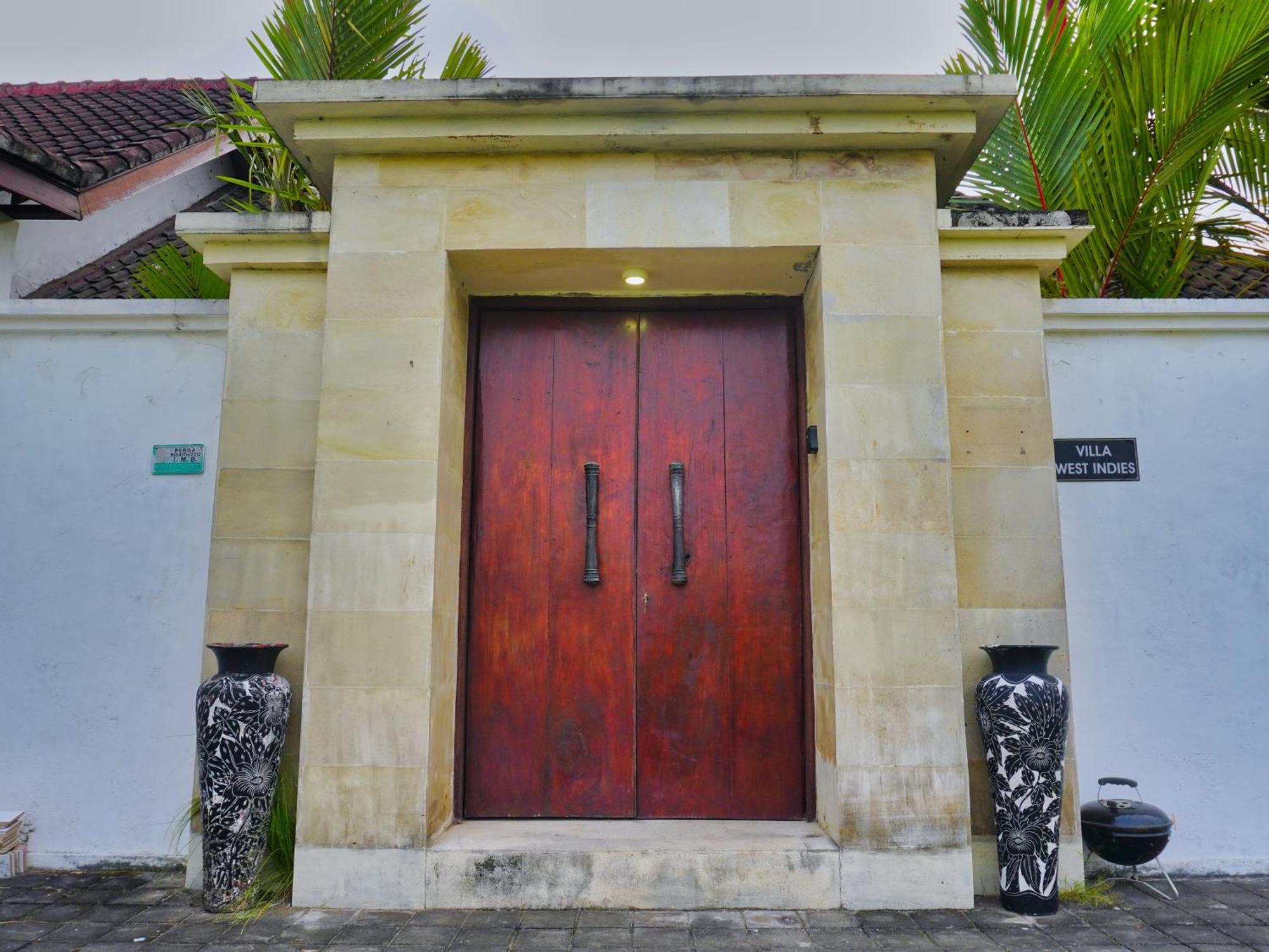 Villa West Indies Ubud, Close To Ubud Center Exterior photo
